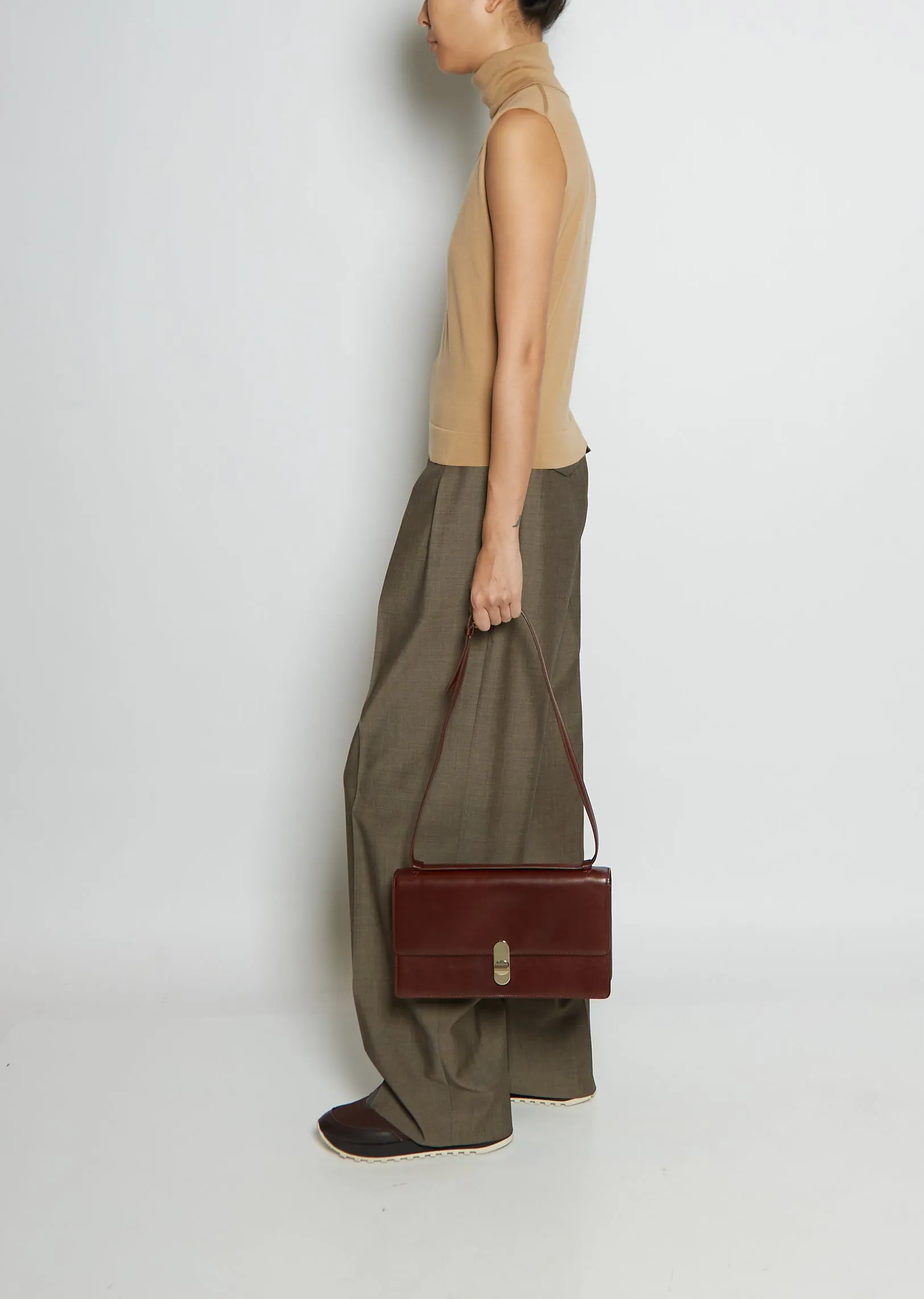 Clea Handbag — Cognac