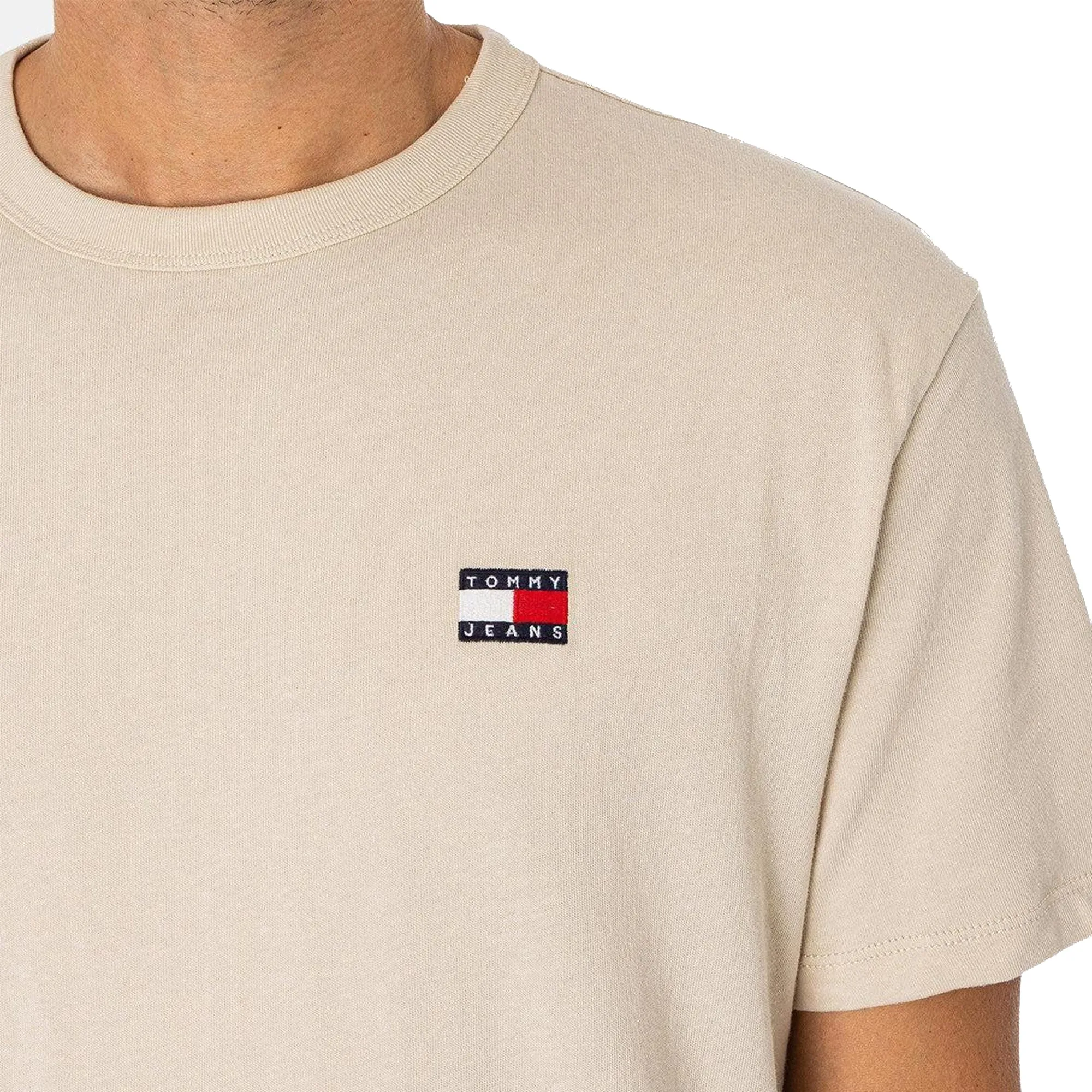 Tommy Jeans Reg Logo Badge T-Shirt Newsprint